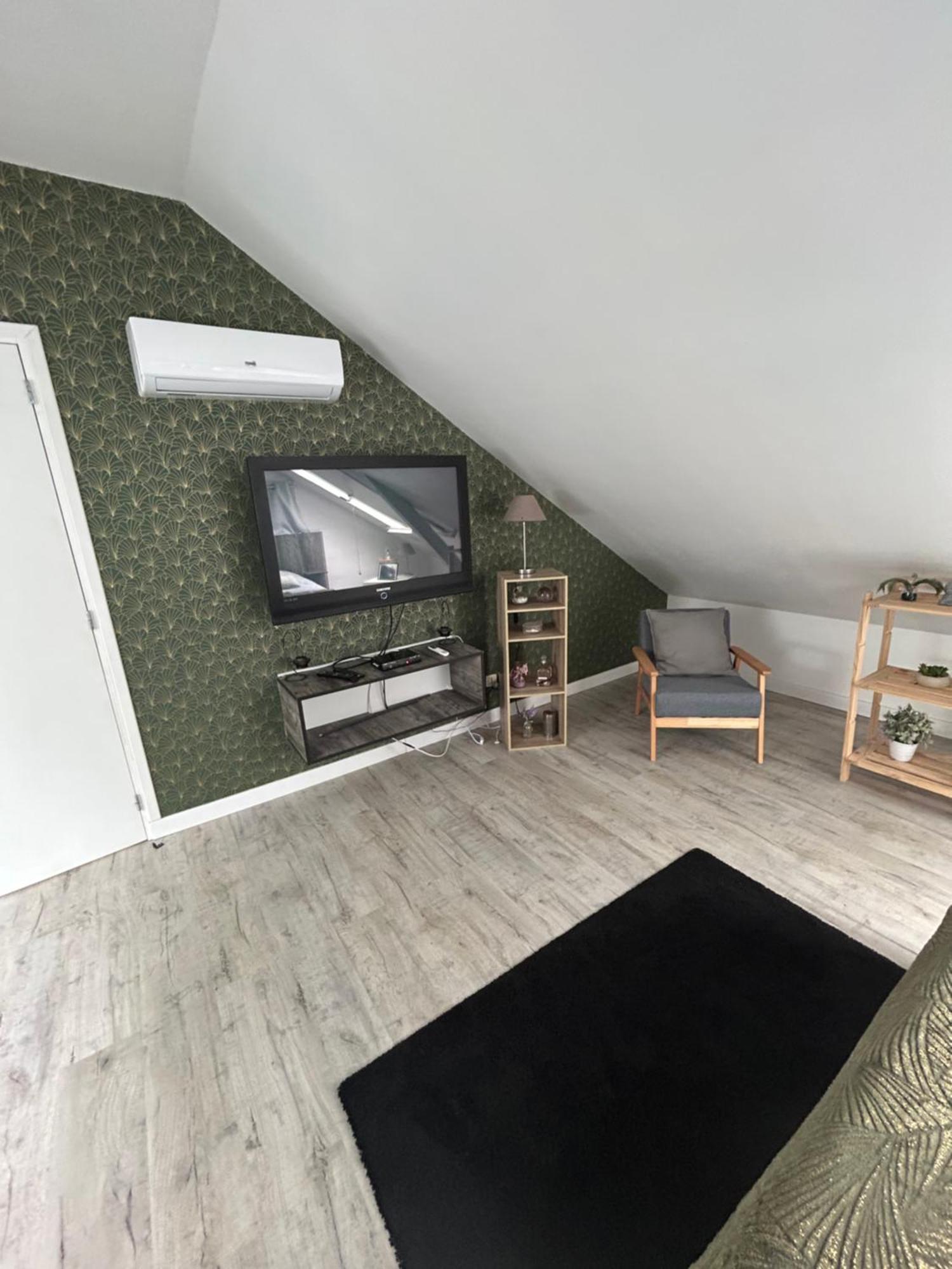 Loft And Spa Les Preaux Экстерьер фото