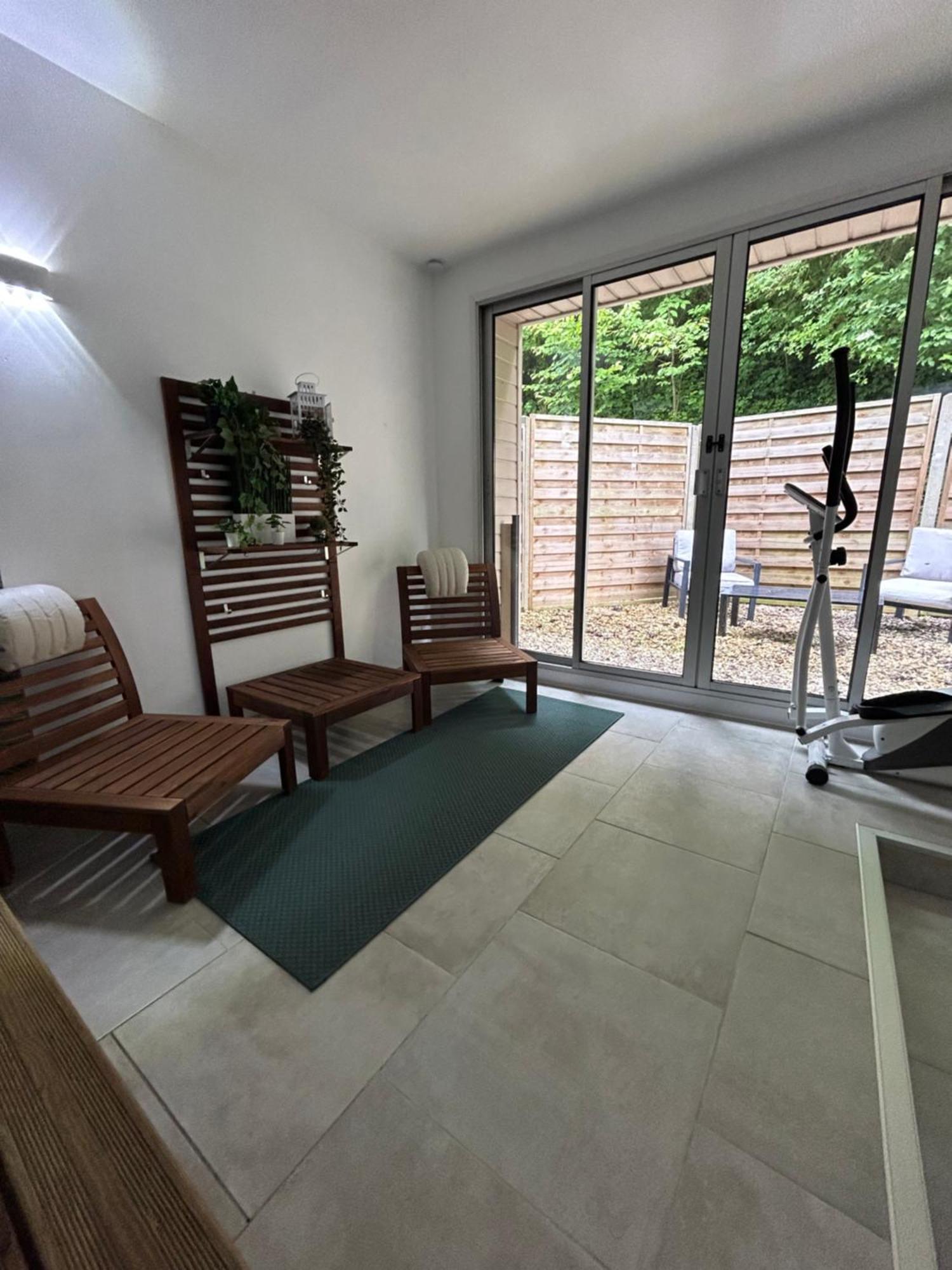 Loft And Spa Les Preaux Экстерьер фото